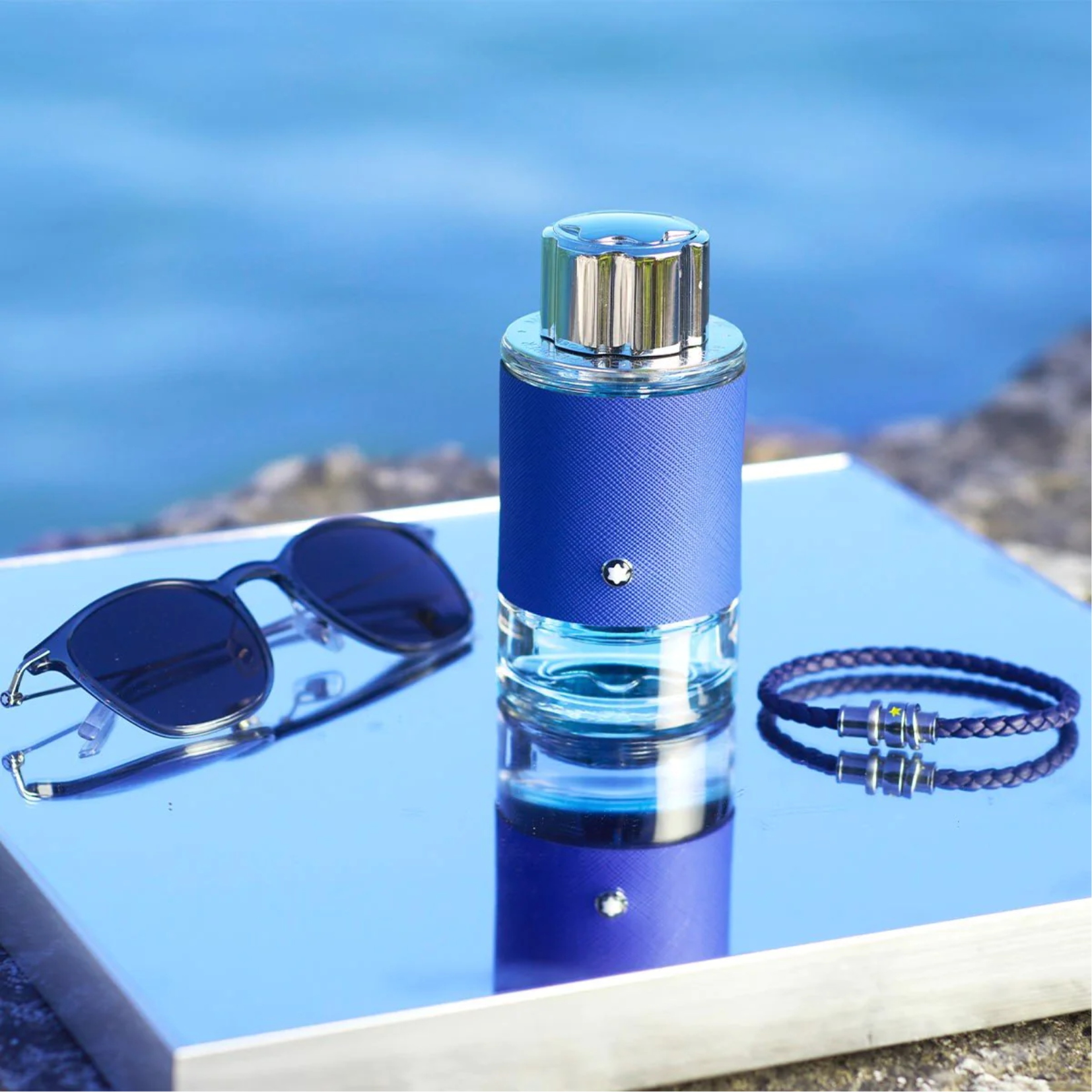 Montblanc Explorer Ultra Blue Eau de Parfum 100ml - Image 4