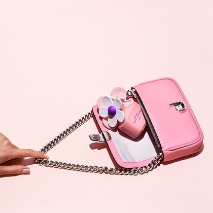 Marc Jacobs Daisy Pop Limited Edition Eau de Toilette 50ml - Image 3