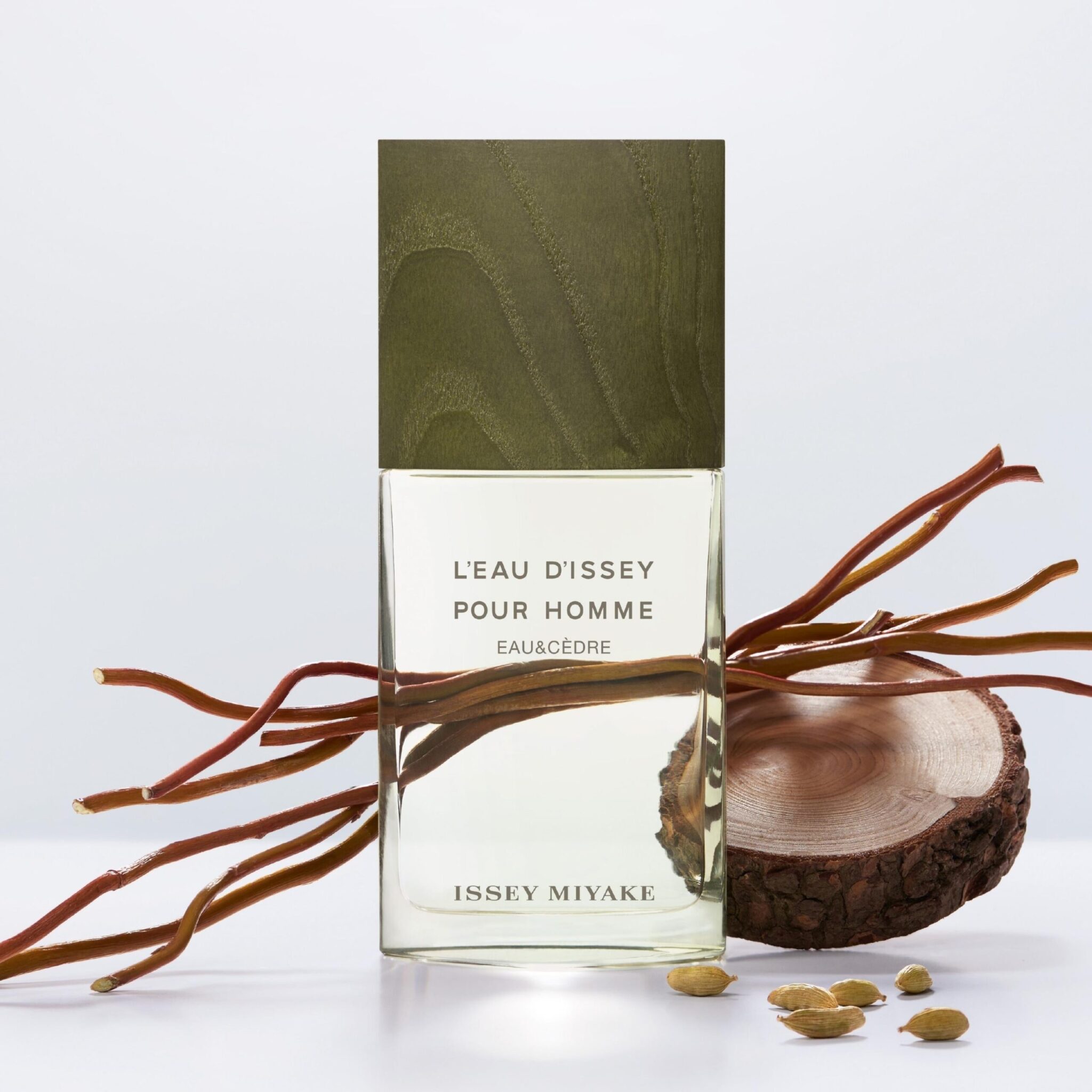 Issey Miyake L'Eau d'Issey Pour Homme Eau & Cèdre Intense 50ml EDT - Image 4